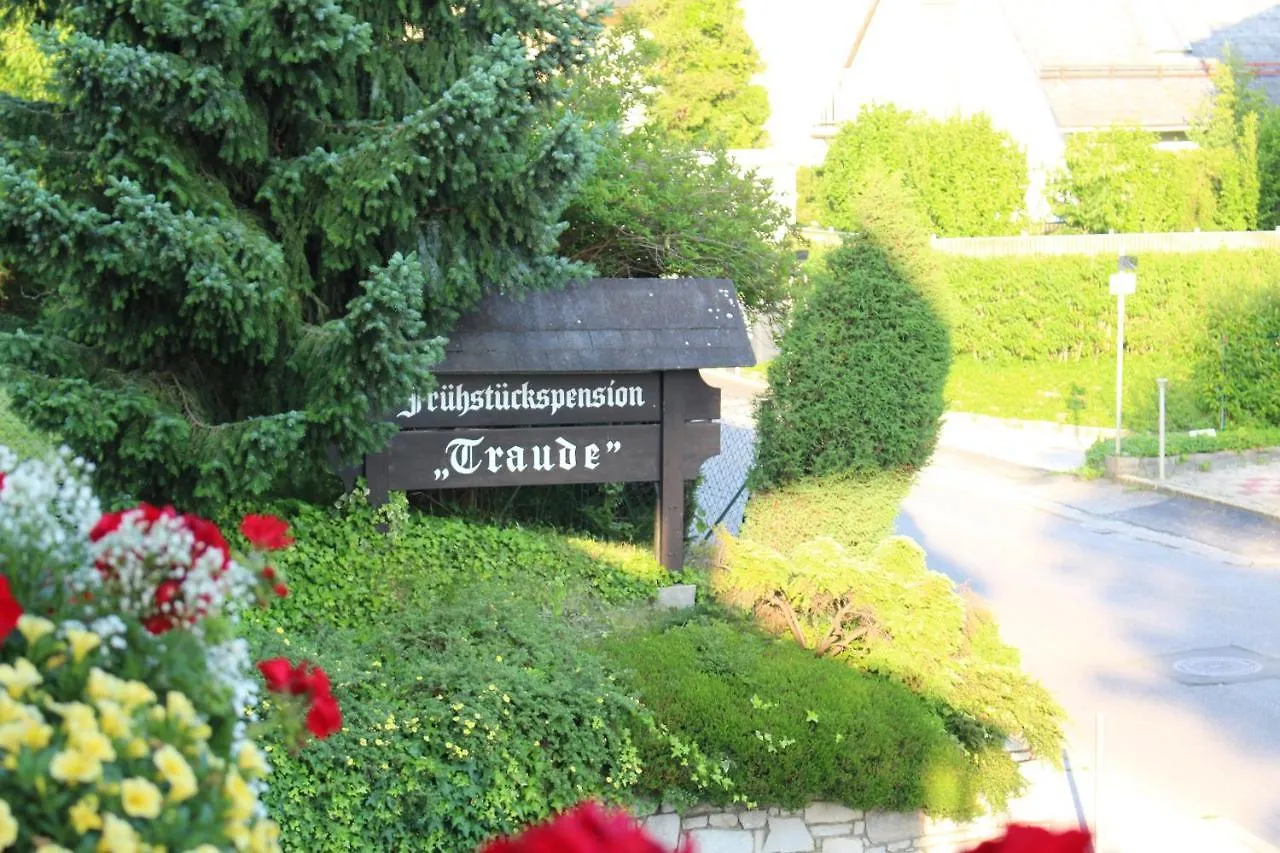 Bed & Breakfast Pension Traude Graz