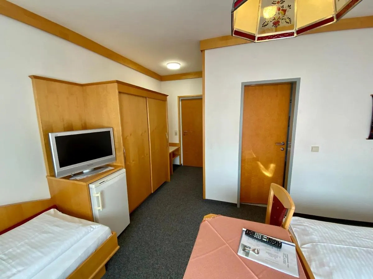Bed & Breakfast Pension Traude Graz